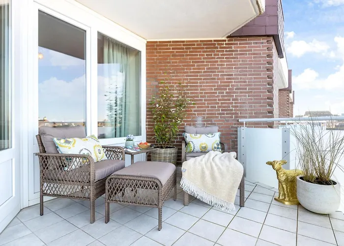 Sunset Loft Wohlfuehlatmospaehre Mit Weitblick In Sylt Westerland